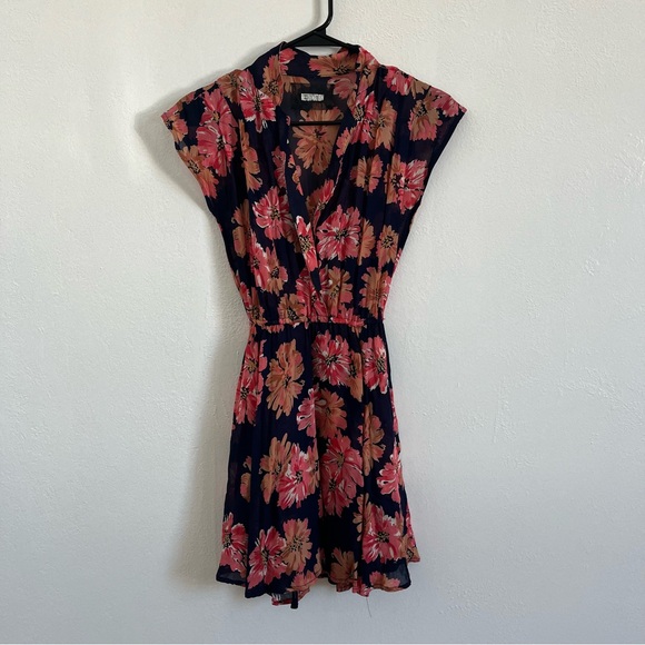 Reformation Dresses & Skirts - Reformation Navy and Pink Sheer Viscose Floral Mini Dress Size 0